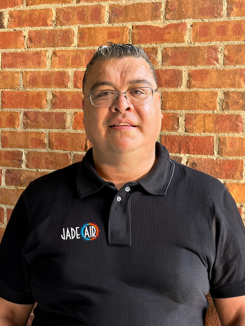 Aric, Jade Air technician